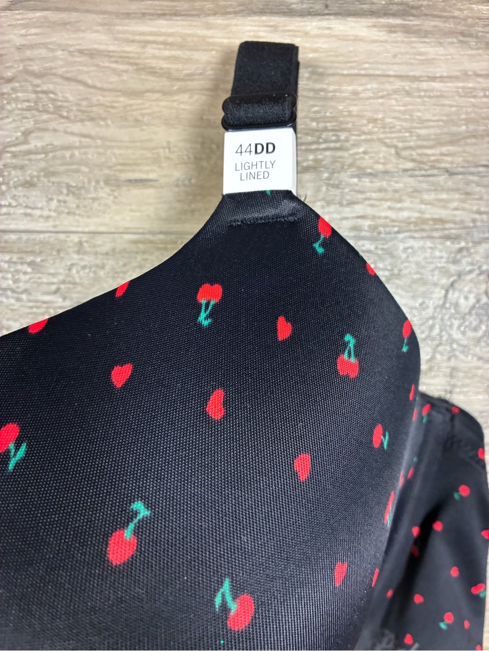 Victoria Secret PINK Wear Everywhere Lightly Lined T Shirt Cherry Print Bra - Picture 7 of 13